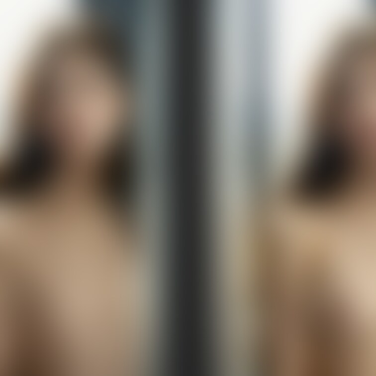 着衣と脱衣を並べた画像です。画像№886
