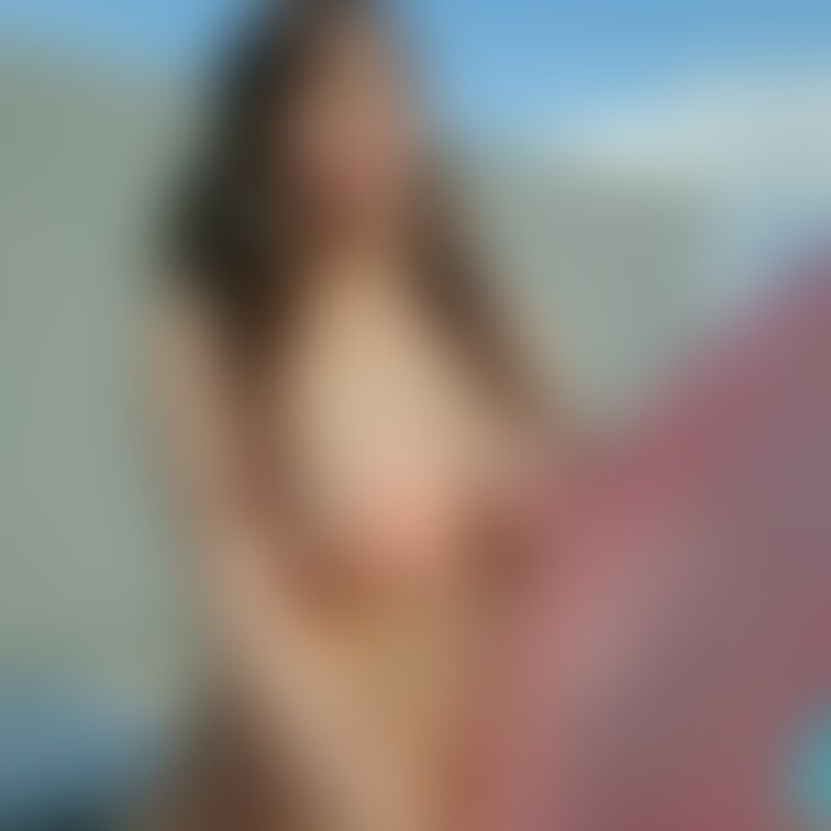 わたしと浮き輪どっちがいい？