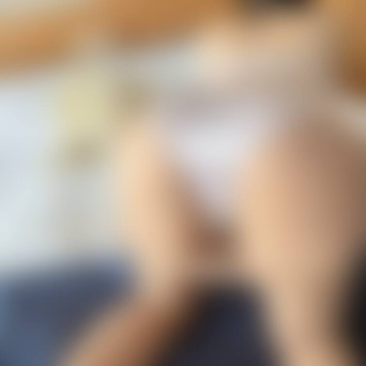 👆応援のいいねお願い致します 

お写真もアップたくさんやっていこうと思うけど、どんなエッチな写真が良いですか❓
