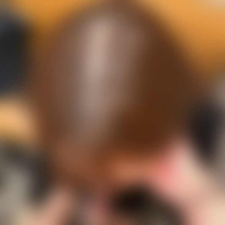 フェラ中、綺麗な分け目が好きです🥰