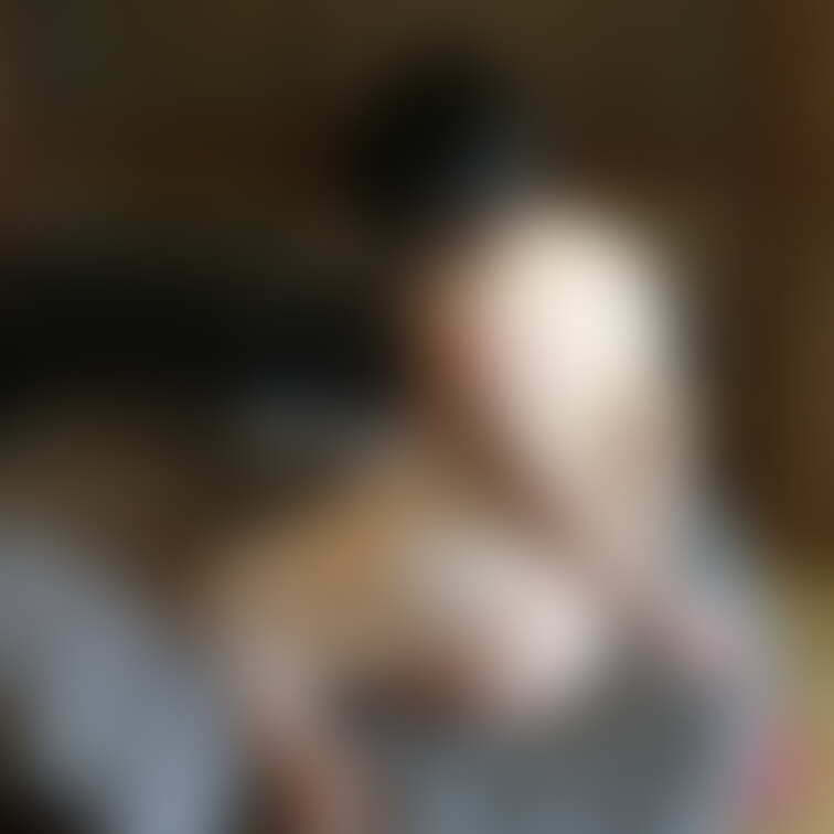 裸エプロン