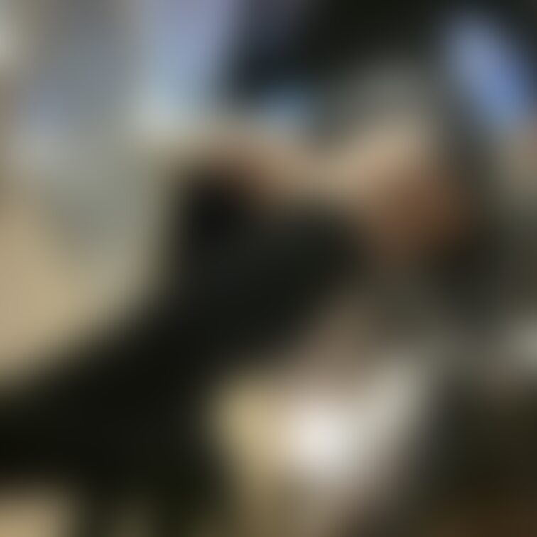 むちむち太ももローアングルぷりっ
ほぼお尻…パンチラならず