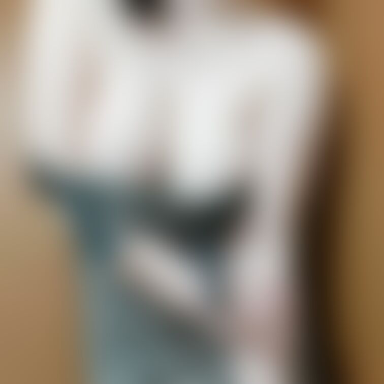 明日の動画のオフショット✨
このお洋服エプロンみたい🙈🩷