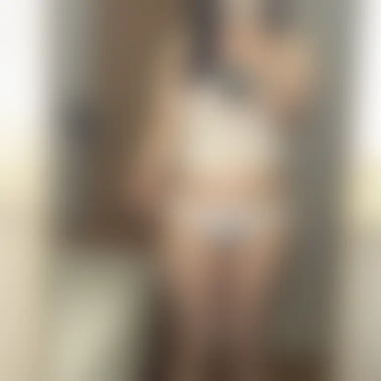 おはよ🍎
寝起きあーちゃんの下着姿🫣
今日は会社のトイレで撮ったのも投稿してみようかな🫣
見たい人コメントかメッセ