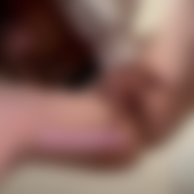 前回の続きです❤️
 妻を攻めまくってますよ😊
 クンニから潮吹きまで❤️
 動画夜アップ予定です♫