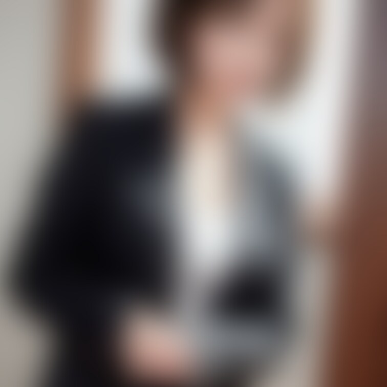 🟧パンチラ　スカート　OL🟧

ご覧いただきありがとうございます❤️
当アカウントは○○○でえっちな美女を生成し、
SE