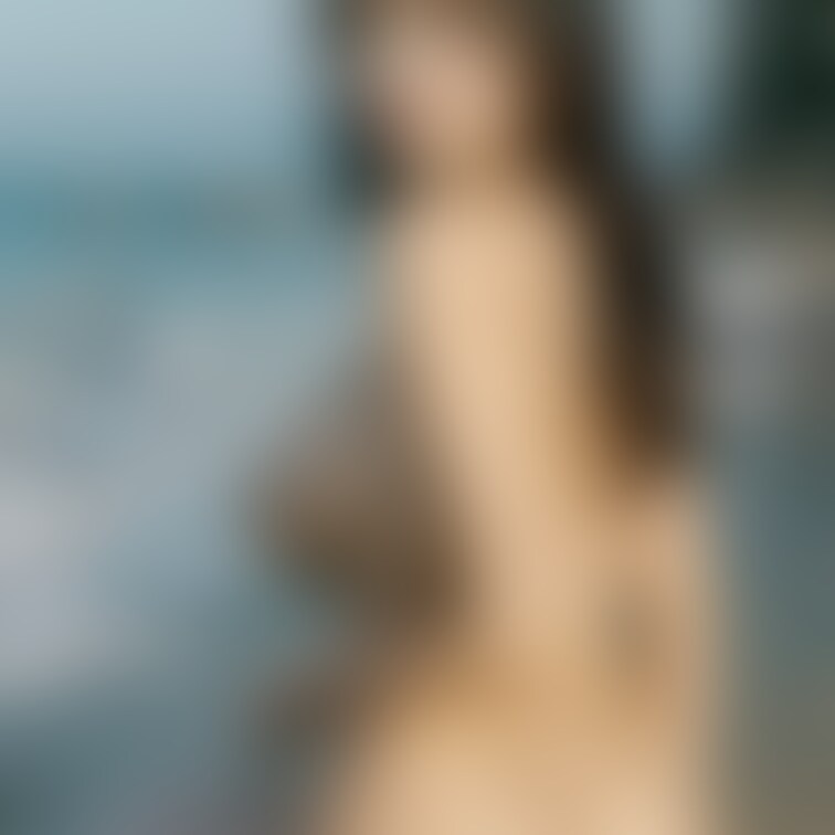 海に出て砂浜で野外露出してみました😽