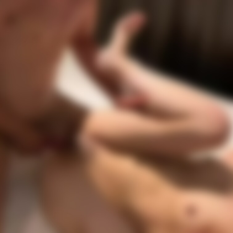 あの敏感女子と約2ヶ月ぶりに…

結合部丸見えの恥ずかしい体位とバック、寝バックでオナホ扱いされて雌イキ♡ 
奥ま