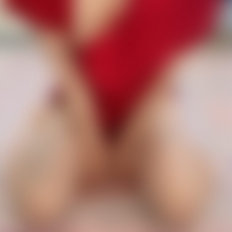 右側の［♡いいね］を押してから見て欲しいです🥰

［顔なし バックで突いて欲しいチャイナ女子］

赤チャイナ服が