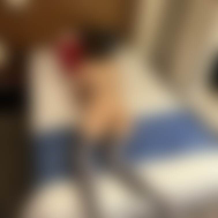 男の人って、、、
脚に、、唆られるんでしょ。。。