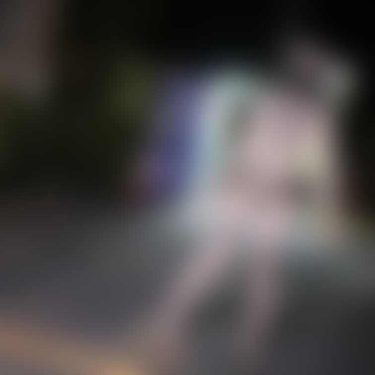 人の声がしたから隠れるところ🙈

このボディハーネス？？好きなんだけど、他の動画でも同じの着たらつまんないですか？😢