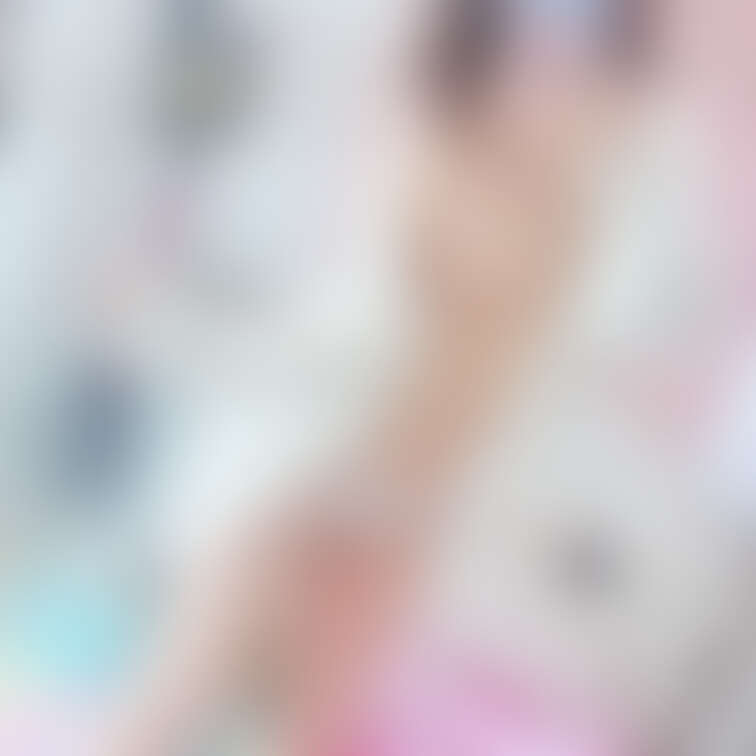 裸にカーディガンだけってえろいですよね/// 白のカーディガンからぴんくの乳首がちらり♡