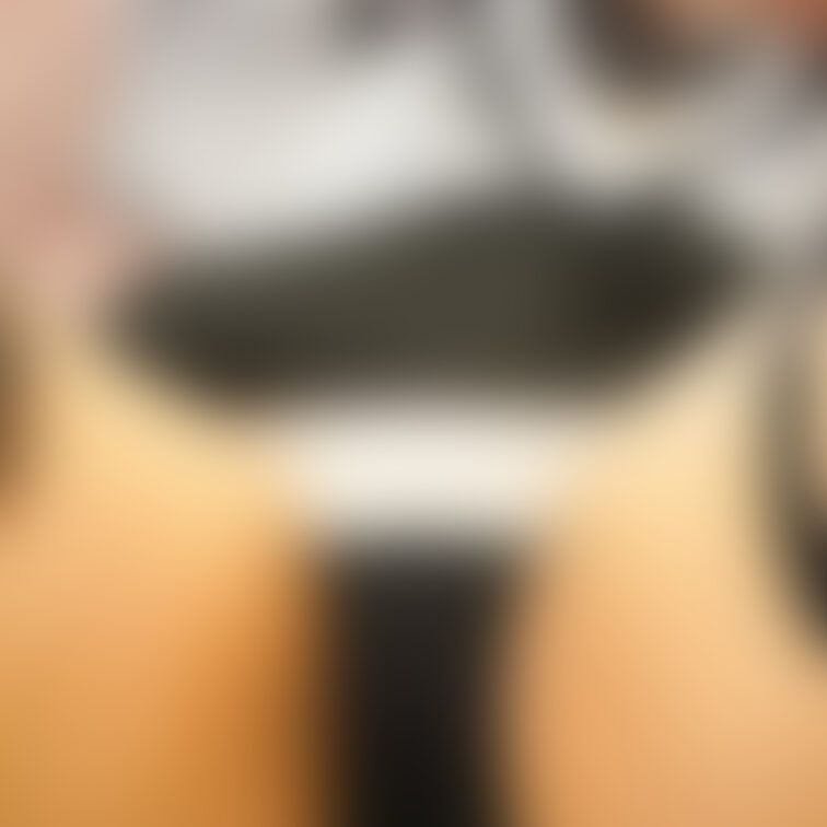 走り疲れて寝ちゃってた(՞- -՞)ᶻᶻᶻ
起こさないでね
……起こさないでね?♡笑