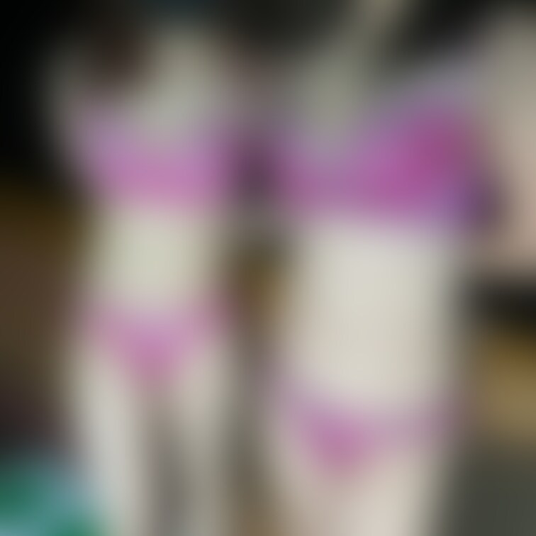 まさかの同じブランド同じ色の下着!!
少しデザインは違いますが、仲良し２人ですね😂