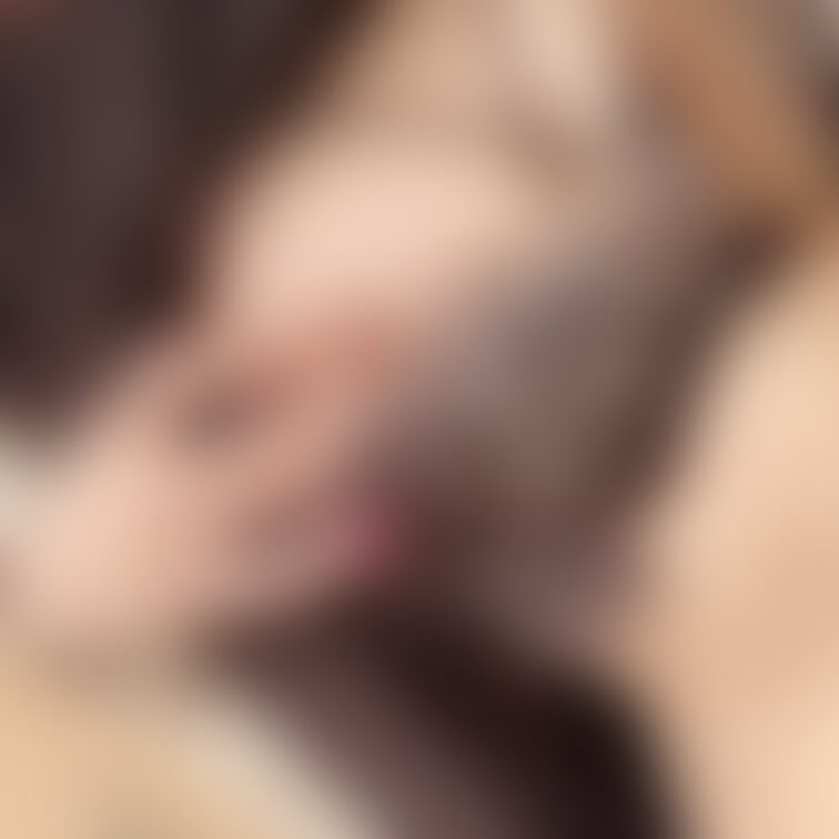 🌺Smileぷらん🌺

新しいの下着＆おっぱい( ˊᵕˋ )♡
ちっぱい♡弱々おっぱい♡すぐ勃っちゃう乳首♡
今