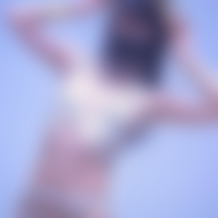 こんちゃんです♡記念すべき初投稿です♡
コスホリspでお友達のカメラマンさんに撮ってもらった全身ハーネスシスターを