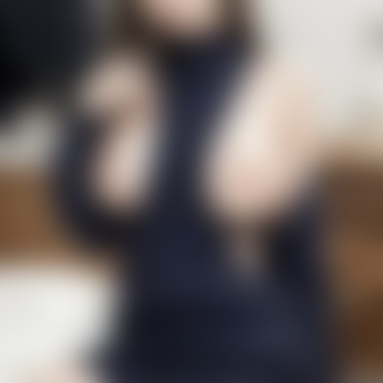 ニットワンピース○○○女子💕
ニット着てる女子にもハマってます😍