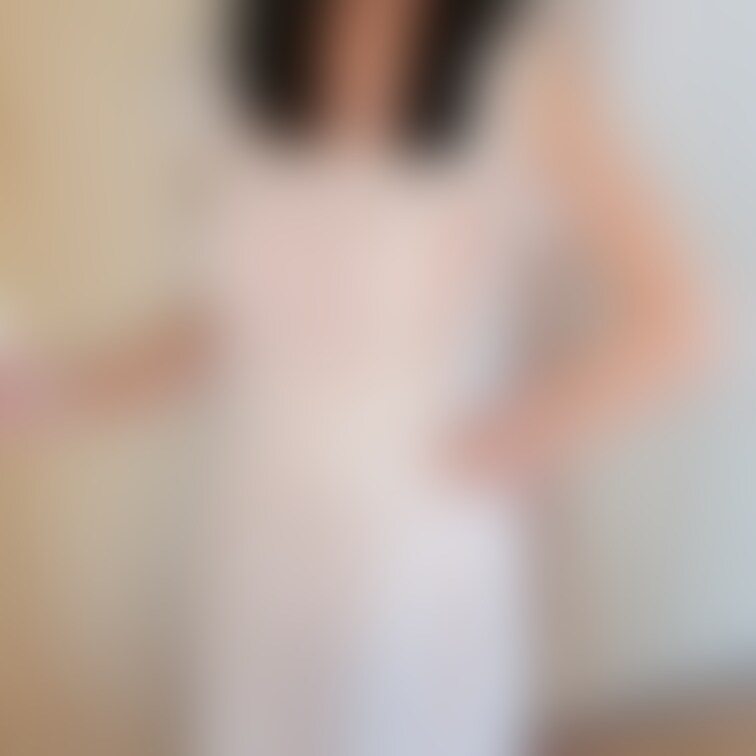 白崎えりかのスケスケ家政婦♡