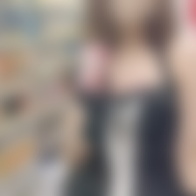 コンビニで👯‍♀️🎶