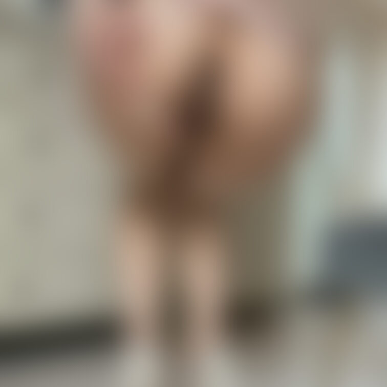 パンツなしのバック体制💓
