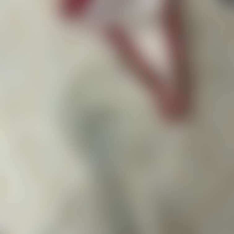 新しいオモチャを試したら潮吹き💦
めちゃくちゃ濡れて、ソファの下まで
潮が出ちゃいました…

クリイキして濡れた