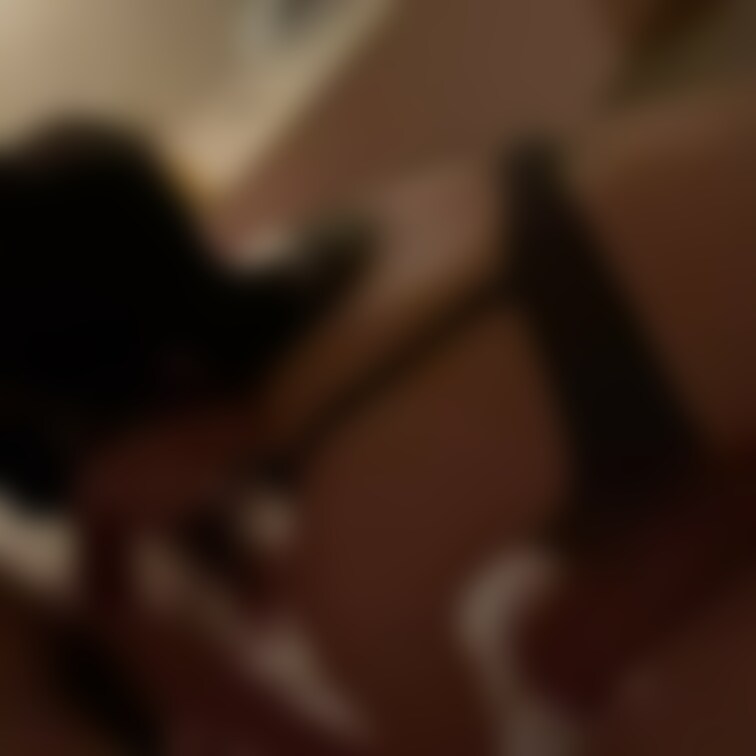 レモン🍋×セフレ先輩社員

以前からセックスする関係の先輩と
呑みに行き、カメラロールのハメ撮りを
見られて、私