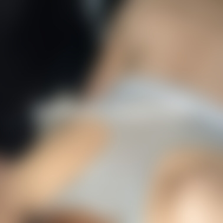ちょっと前の写真なんだけど、
車内フェラで後輩の男の子抜いてあげた!
めっちゃびくびくして可愛かったな❤️
多分動