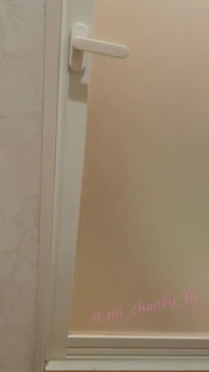 み～ちゃん夫婦の性活「先日2か月ぶりにラブホ🏩に行ってきました♪ み～ちゃんのシャワーこっそり覗き見😍 動画バージョンです🎥」の投稿サムネイル