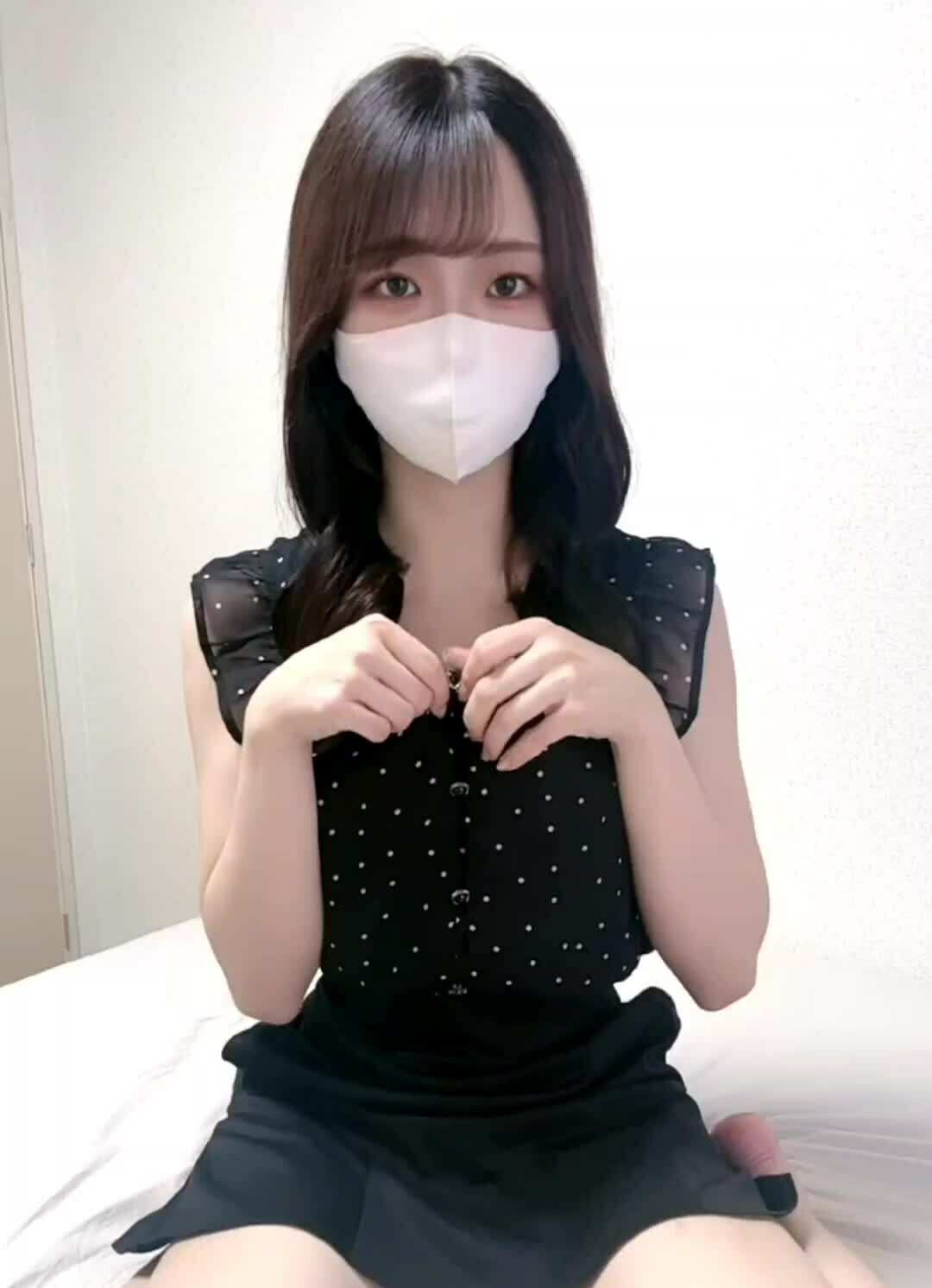 りさ「今日もオナニーしちゃった♡ パンツ越しいじいじオナニー パンツ越しいじいじオナニー」の投稿サムネイル