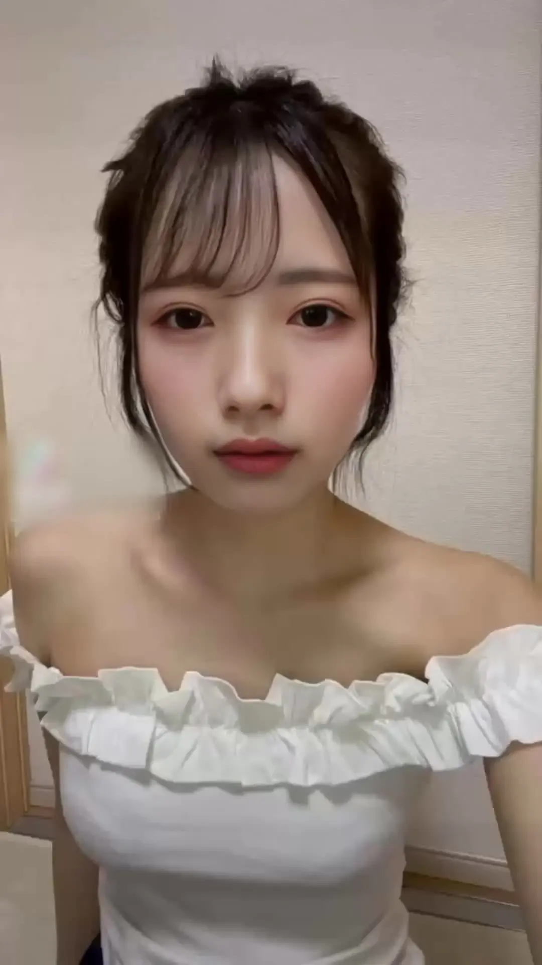 つむぎちゃん「踊ってみた！！ ＃明日の私に幸あれ ＃明日の私に幸あれ」の投稿サムネイル