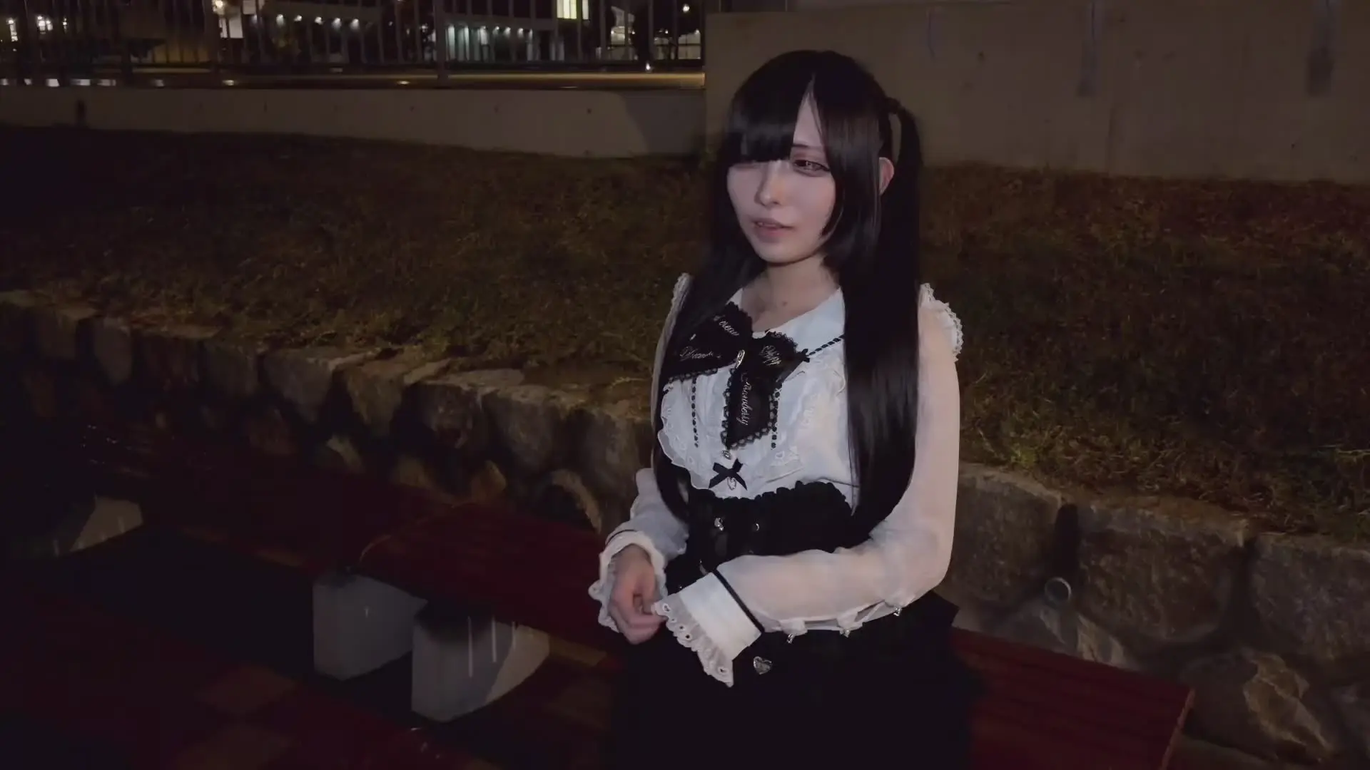 どれいちゃん「夜中の誰もいない場所でご主人様と二人きり。 「こんなところで大丈夫かな、、、」「誰かに見られたらどうしよう、、、」 誰かに見られちゃうかもしれないスリルでドキド」の投稿サムネイル