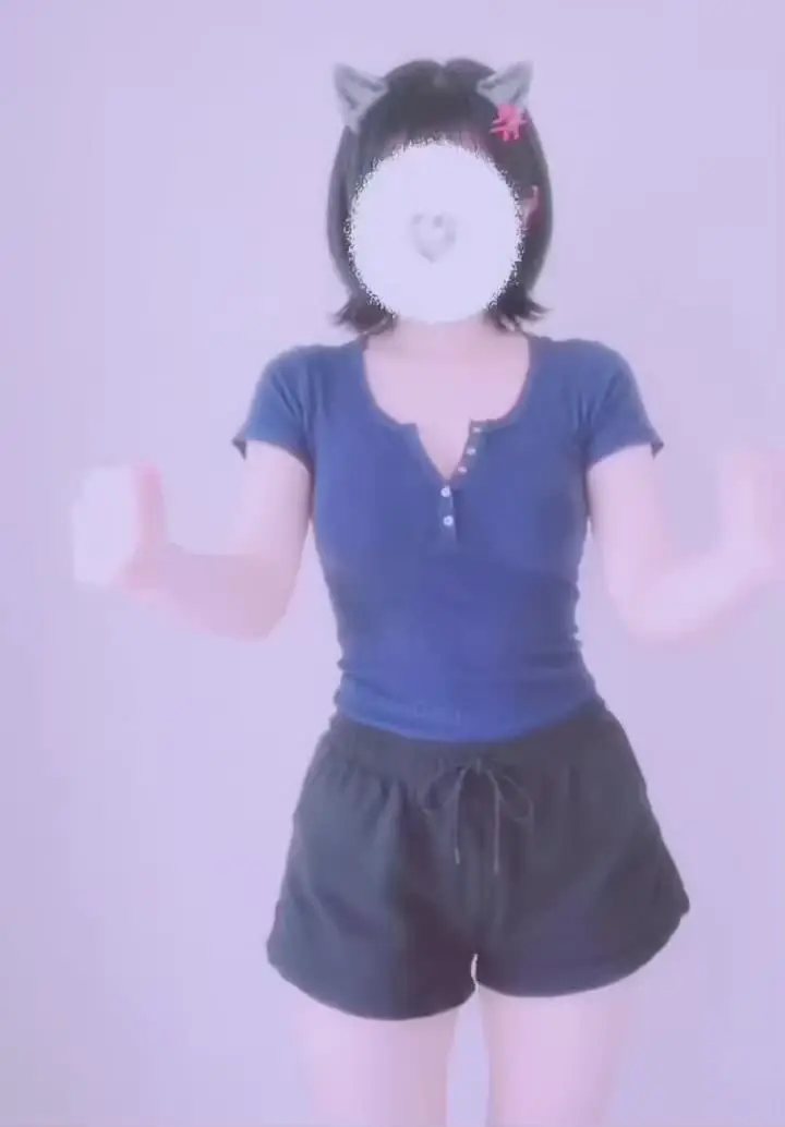 白乃あいり👀「今日はここだけに載せちゃう^o̴̶̷ᴗo̴̶̷^」の投稿サムネイル