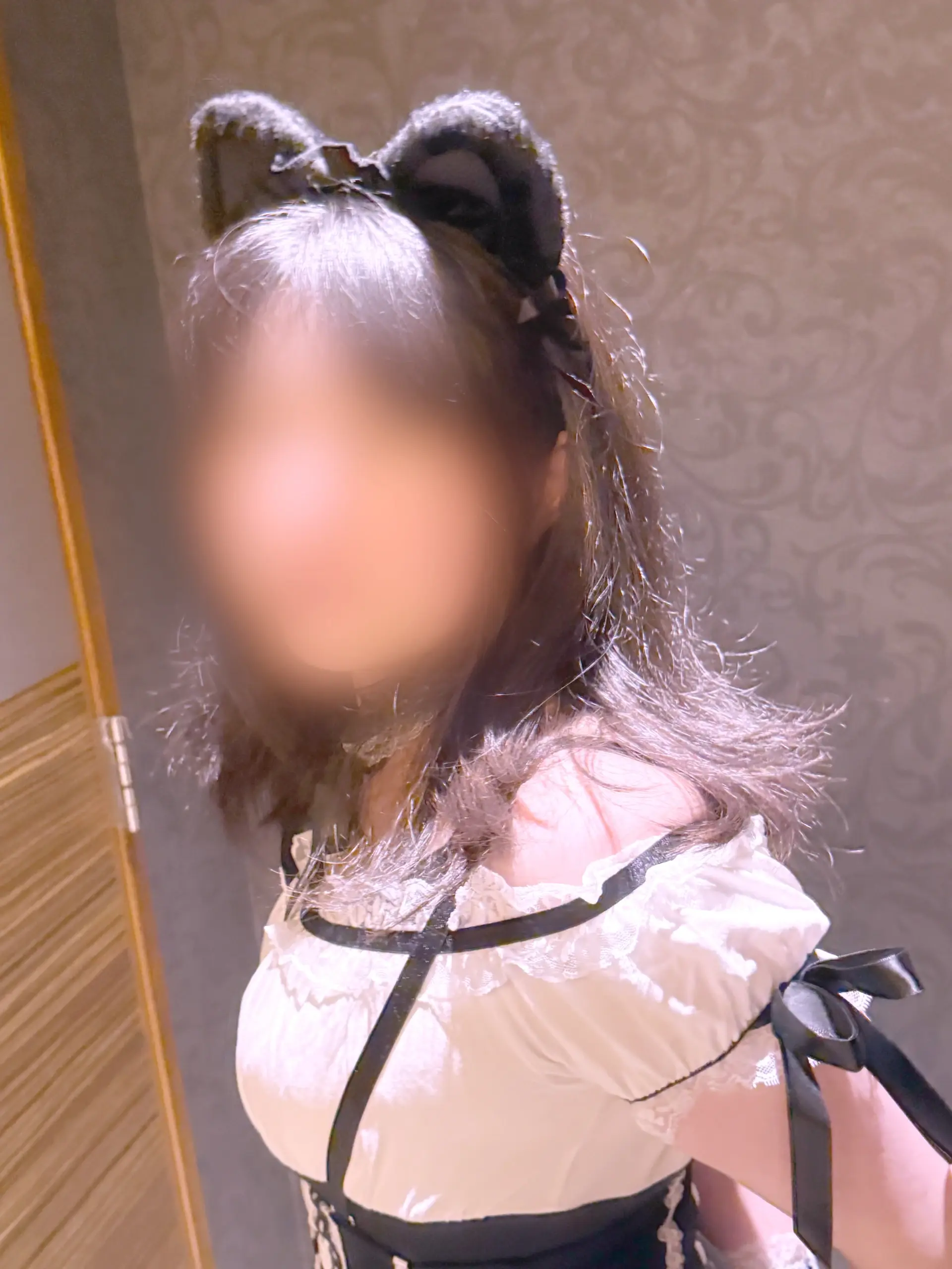 人妻 れいな - コスプレ生中出し「メイドれいな画像💕」の投稿サムネイル