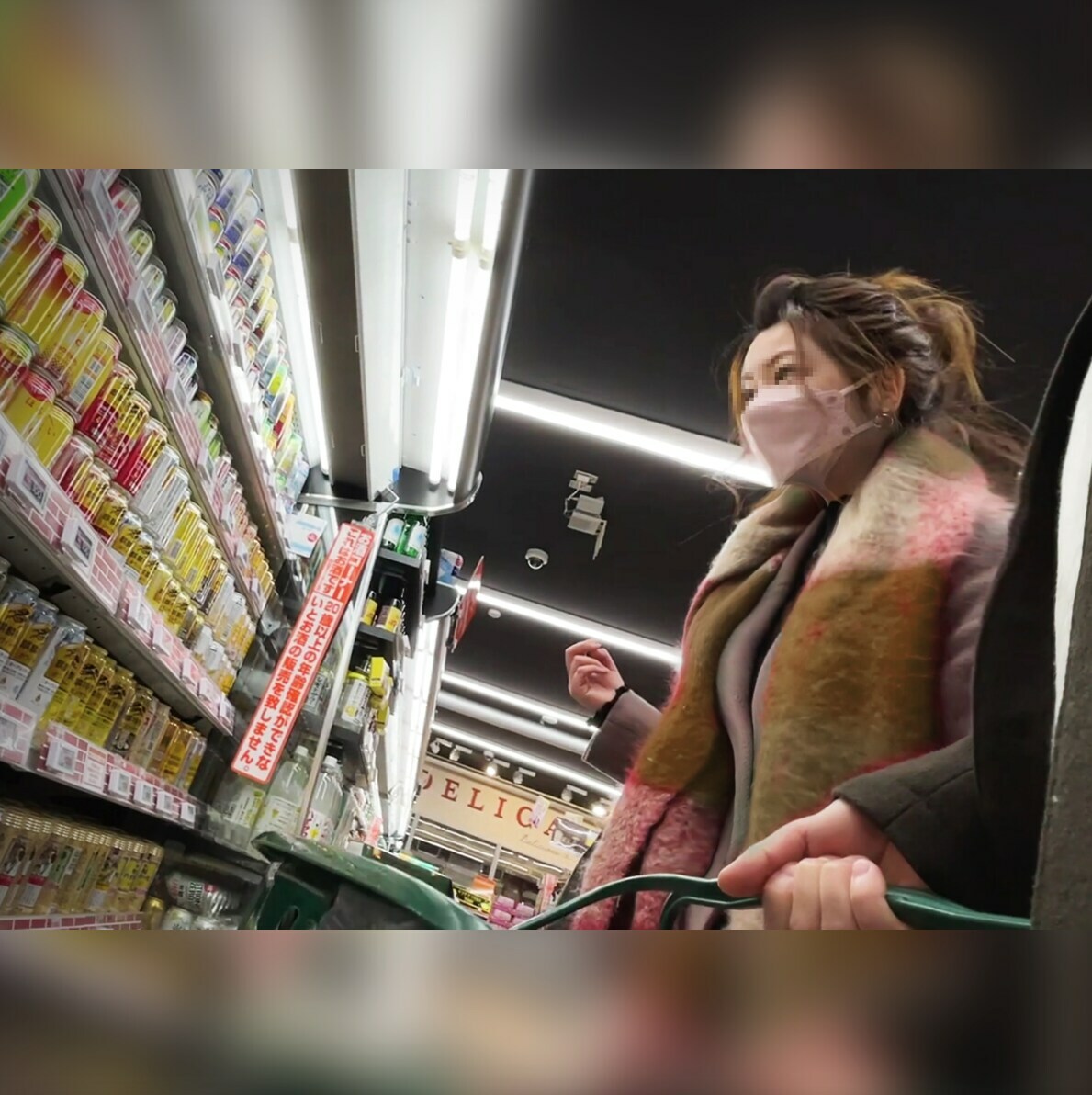 【無料】シングルマザーと鍋したら最高だった。
ティンダーで出会ったのは若きシングルマザー。鍋パーティーで誘ってみたら簡単にアポ成功しお泊まりコースで自宅へ連れ込み成功。○○○っ払ってから上に跨ってきたので爆乳を思い切り揺らしました❤️
ボカシ無しの本編はコチラ⬇️
https://myfans.jp/posts/5c85fbe2-d9a0-4d38-abae-b565c9914d9c (2/2)