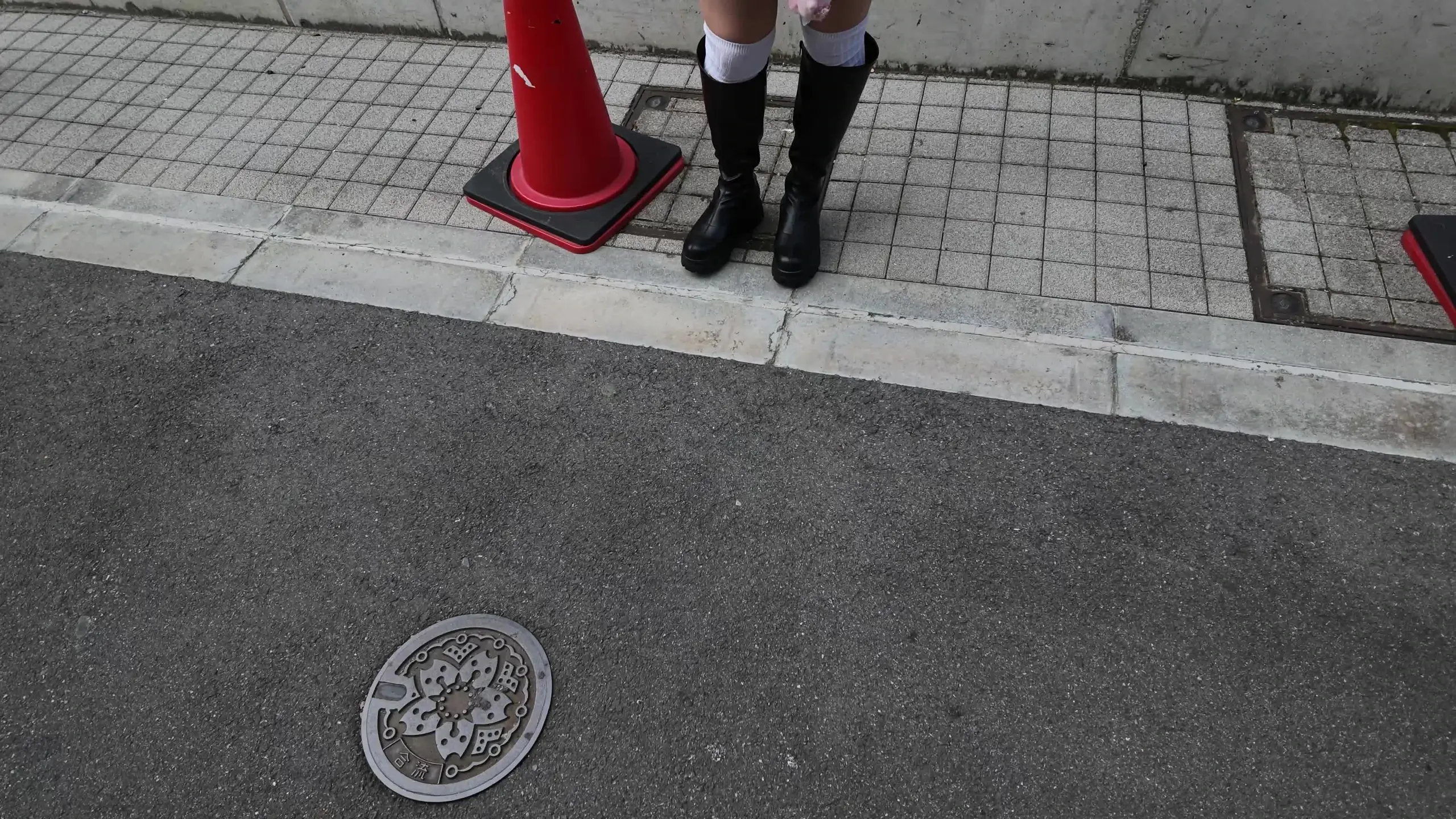 女の子の匂い全部嗅ぐ！🍑「ちょいぽちゃP活女子の酸っぱ臭全部嗅ぐ！ P活アプリでマッチしたちょいぽちゃ芋っぽ女子に、匂いフェチM男をいじめてあげてとお願いしてみました...! この日は3」の投稿サムネイル