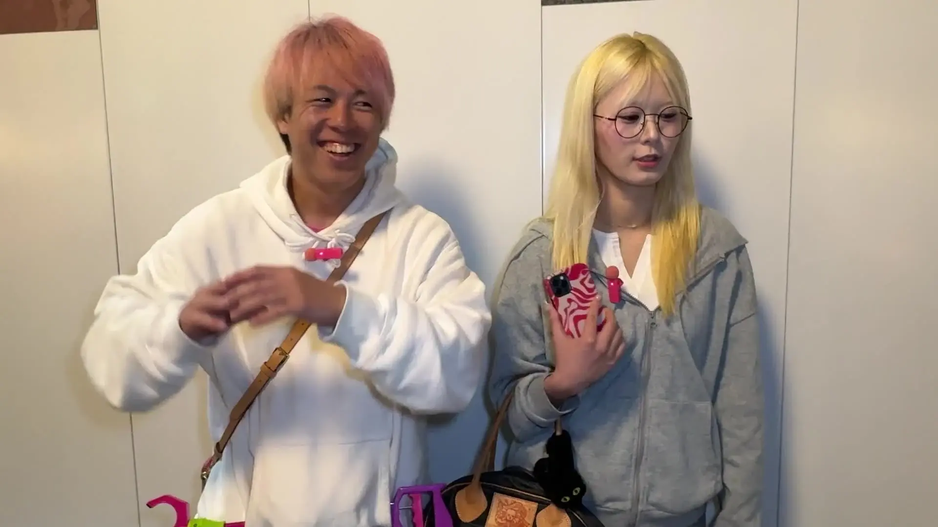 よるび🌙夜の美女図鑑🩷「【ガチ素人】Hカップのえっちなノリのいい美女のおっぱいをマジックハンドでイタズラしたり揉んだりするのえろいww【おっぱい大作戦🩷#821】」の投稿サムネイル