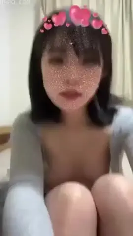 奨学金借金JDうさぎ「【シリーズ大人気妹のソロ新作！】 あの可愛い妹が、兄に開発された敏感ボディを一人で貪る…💕 兄が出てこない完全ソロ動画です！」の投稿サムネイル