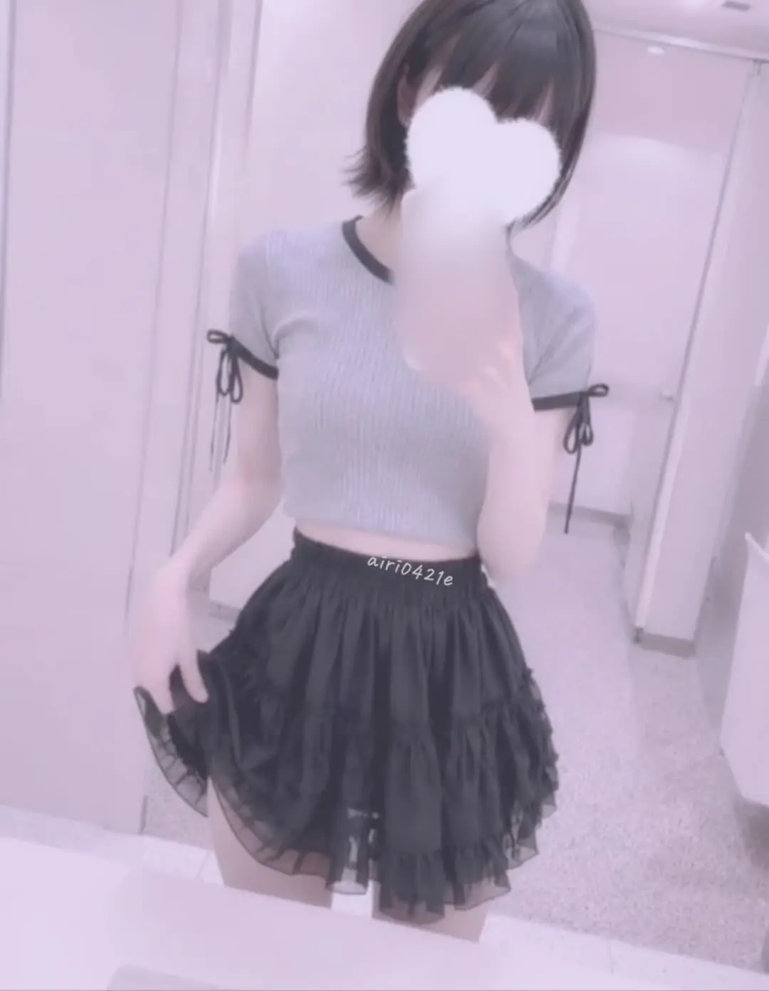 白乃あいり👀「チラ見せᐡ⸝⸝ᴗ ·̫ ⊂⸝⸝ᐡ」の投稿サムネイル