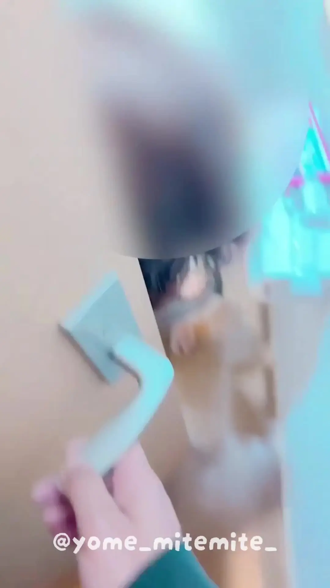 晒される嫁｜D&Y「おといれまとめ」の投稿サムネイル