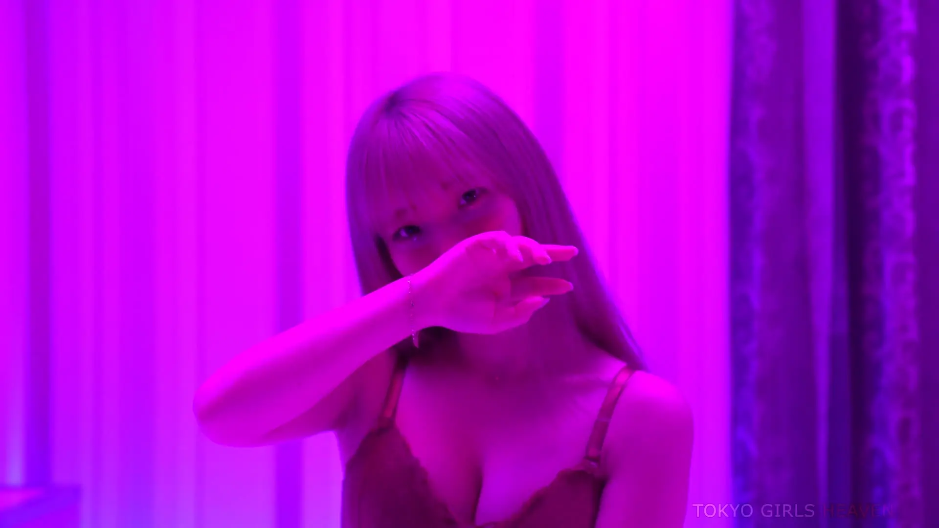 TOKYO GIRLS HEAVEN（トーキョーガールズヘブン）「【イメージムービー】クラブでナンパ巨乳美女のメス堕ちする瞬間【本編顔出し】【中出し】」の投稿サムネイル