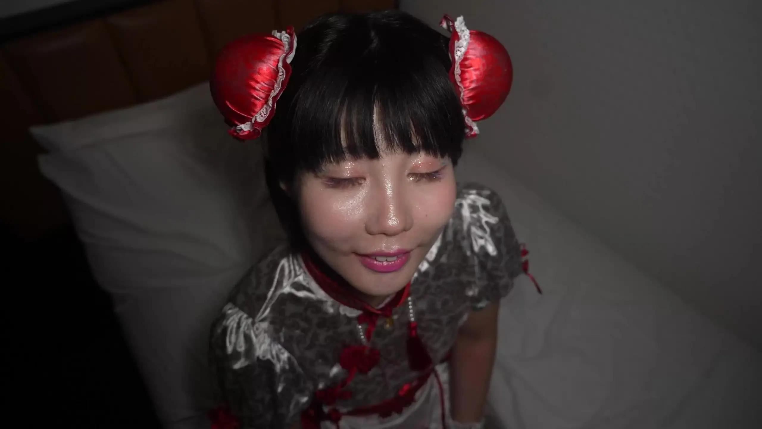 餅月かなで「チャイナコスプレ、イチャイチャ夫婦セックス、クンニ、乳首舐め、フェラ、主観、中出し、生ハメ、大量射精（28分）」の投稿サムネイル
