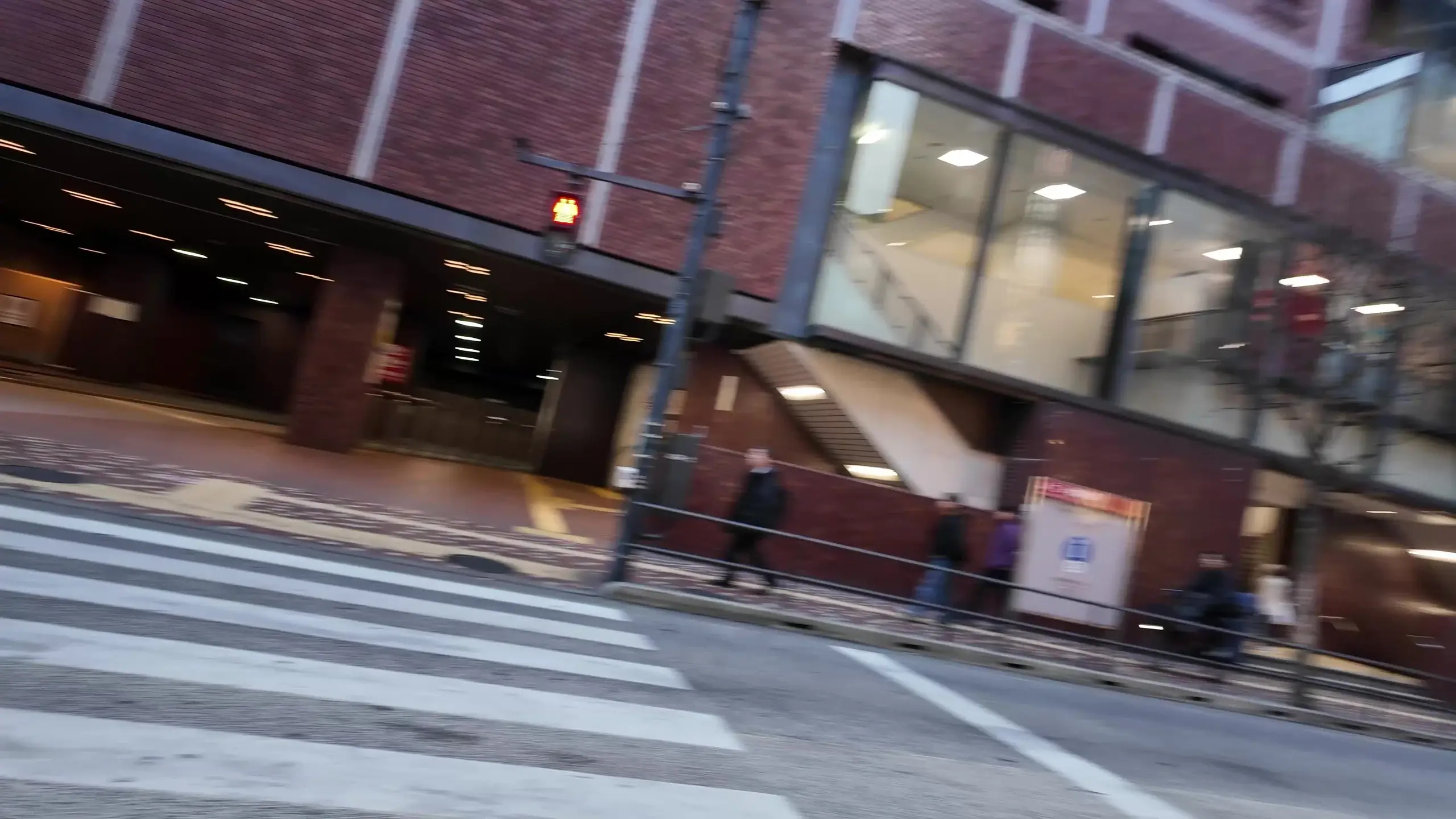 渋谷くん「インスタでDMくれた国語教師志望の現役教育大学生(20) 誰とでも自然に打ち解けるタイプで、たぶん生徒からもめちゃくちゃ好かれる子。 こんなにイキまくってるのに」の投稿サムネイル