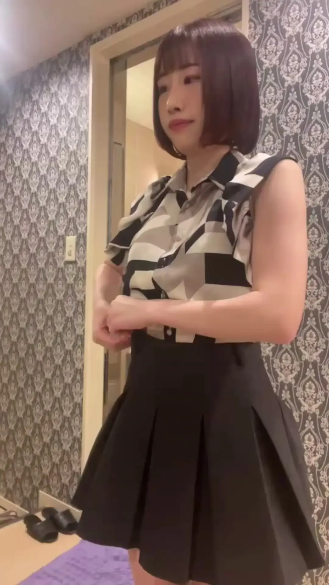 ぶっかけサラリーマン「#24ちせさん別アングル 色白スレンダーEカップ女子 有名モデルちせさんとのハメ撮り別アングル撮影」の投稿サムネイル