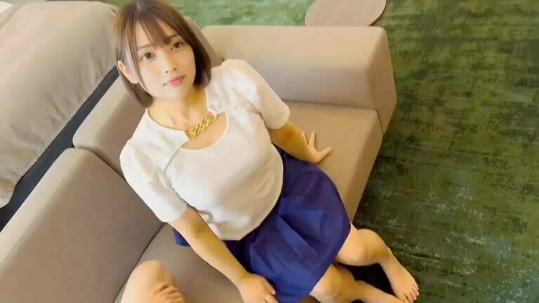yukari（ゆかり）「ソファーで下半身をまさぐられる💝」の投稿サムネイル