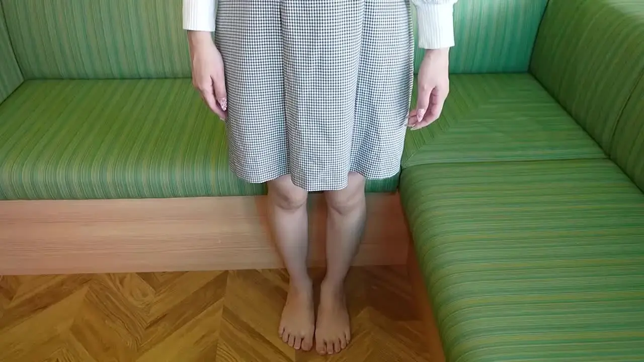 いぬまき「超くびれが綺麗なチアの子と、 人目を避けて静かに会ってきた。 最初に目に入ったのが腹筋のラインで、」の投稿サムネイル