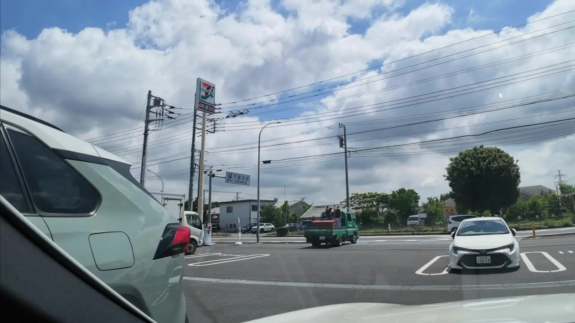 つばさ❗️【メス親と彼女と素人女】「【顔出しで流出】Ｐ活女子懲らしめた。1回目会った時は食事のみ、今回も食事だけだと約束して会いました。→結果:車内で雑に中出し」の投稿サムネイル