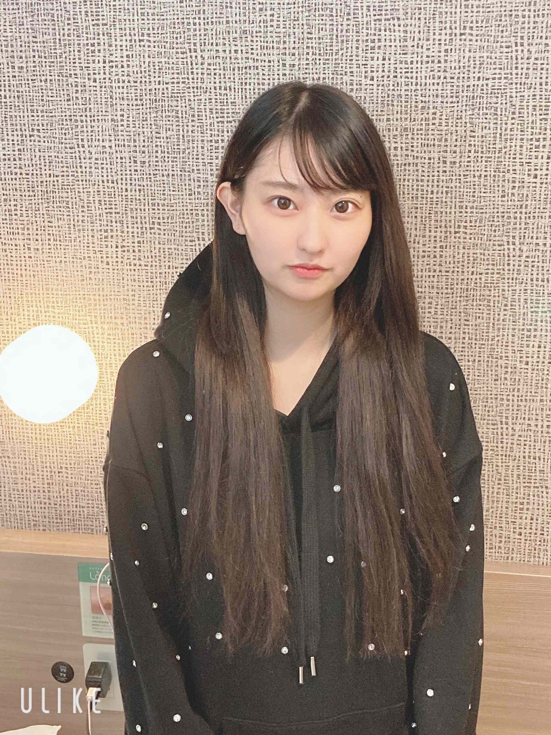 ぷろだくしょん。「【完全顔出し】究極美女「キモいオジさんに中出しされた…。」ミスコン受賞歴ありでアイドル準備中！黒髪、清楚、お肌すべすべの色白！下着の上から前戯して興奮してきたと」の投稿サムネイル