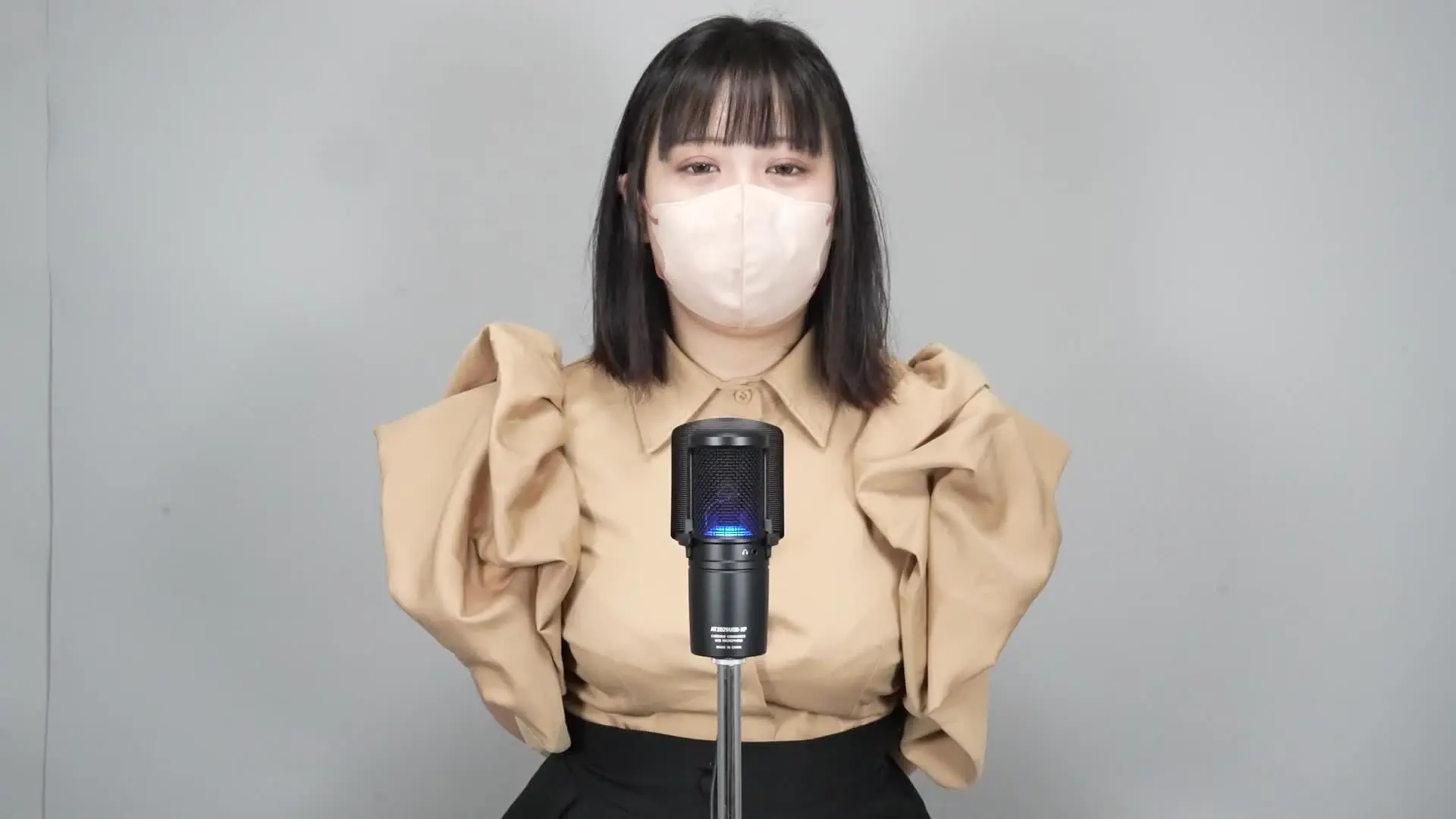 The First O-nani【ファスニー】「【動画No.8】 名前：遥香（はるか） 年齢：21歳 職業：カフェ店員 おとなしそうな第一印象とは裏腹に、話し始めるとかなり素直で飾らない遥香さん。」の投稿サムネイル