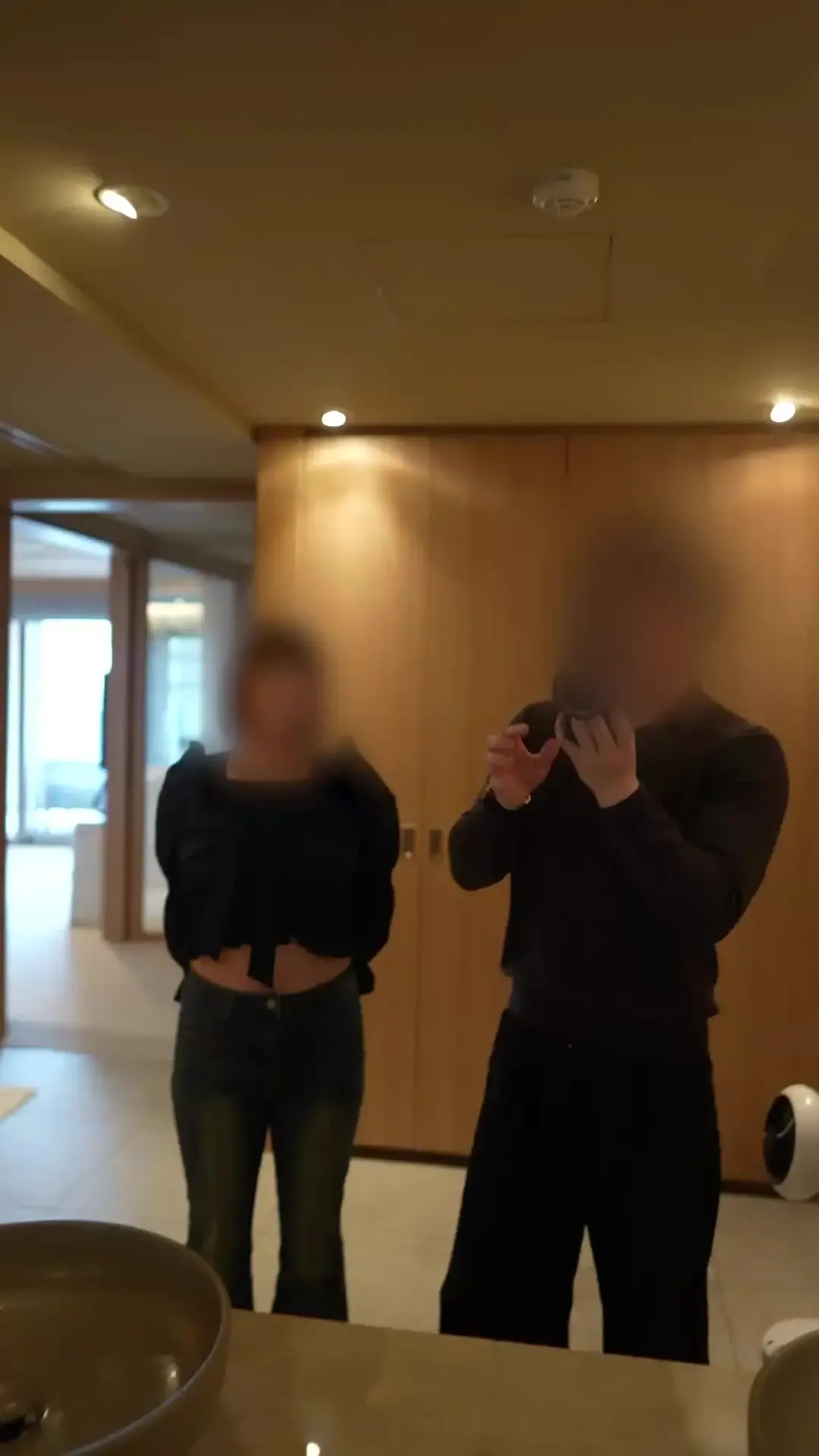 るでぃ😈《オホ声交尾》「裏垢女子・るかちゃんとIカップあざとい露出プレイ るかちゃんとの最新動画を公開しますショートカットの可愛いるかちゃんを連れ出して、いつものイチャイチャ甘々からス」の投稿サムネイル