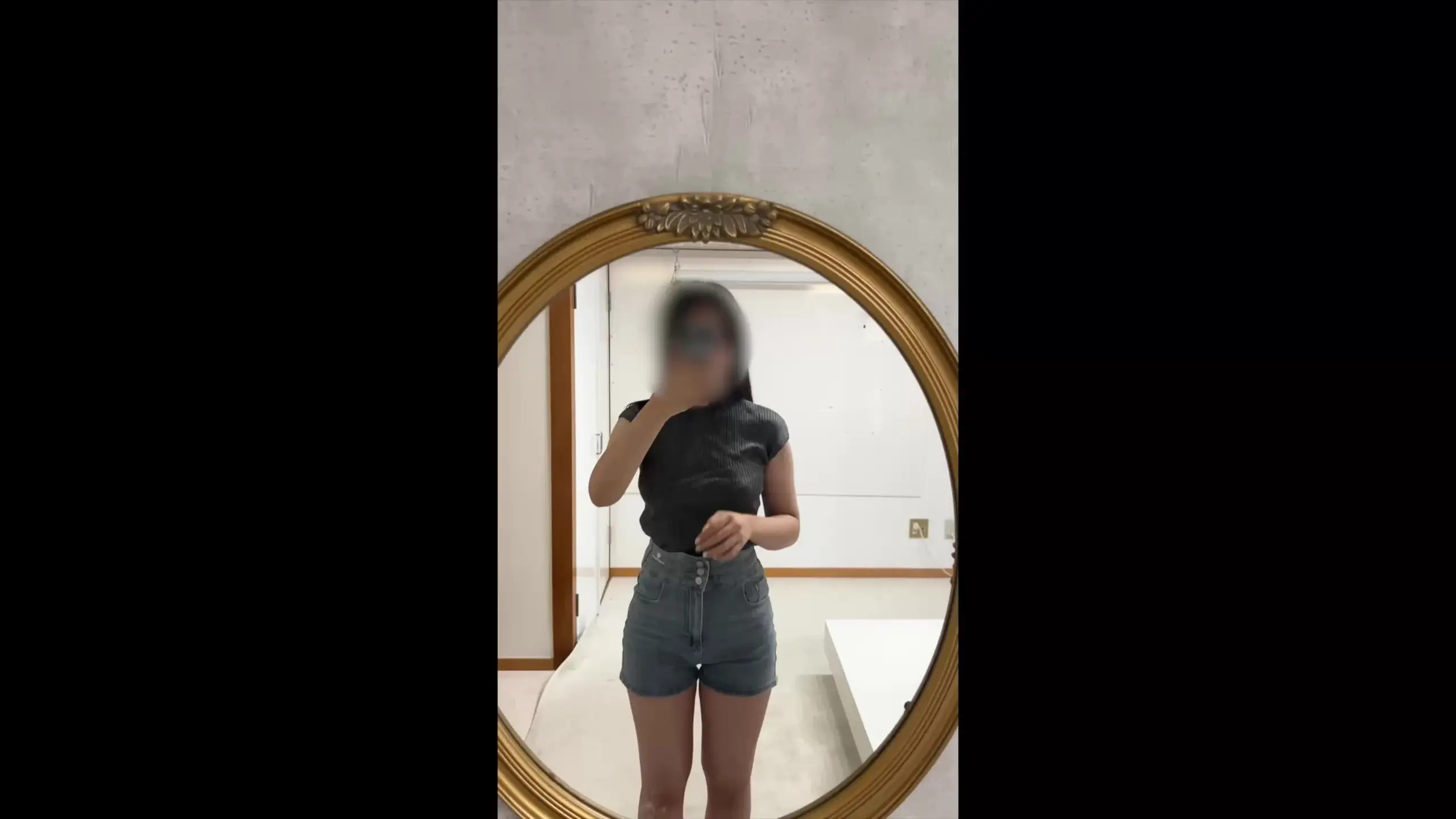 大学生の性事情。「顔100点、体150点のリアルJD美女と密会 顔もスタイルも強すぎる現役女子大生と遊んできました。 ノーブラで自撮りしてもらったら、画角がエロすぎて完全によくあ」の投稿サムネイル